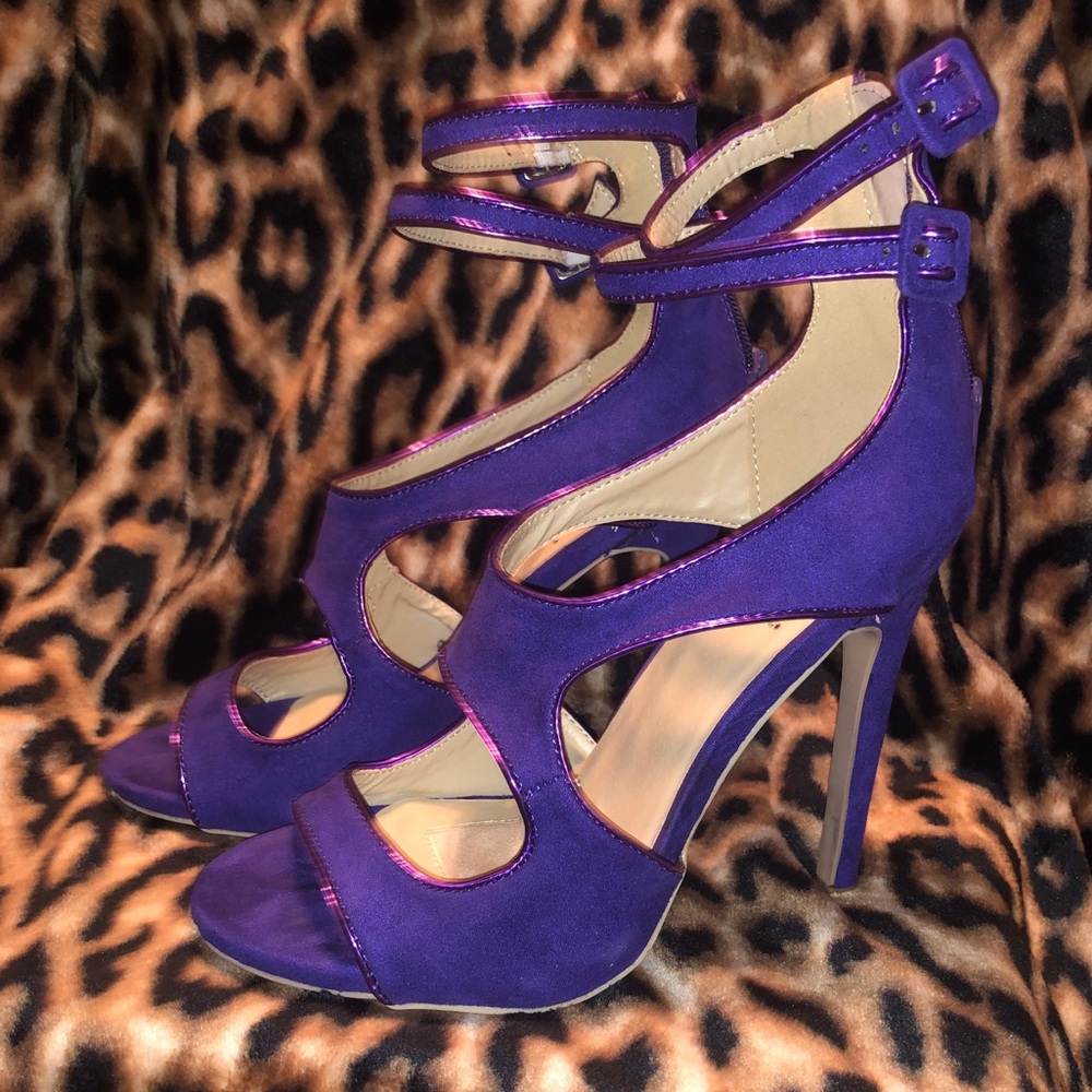 Purple shoedazzle heels